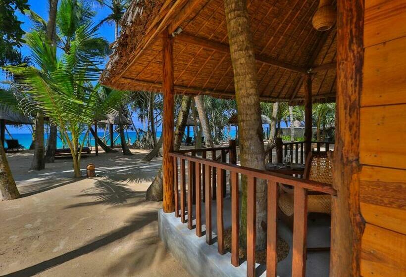 Хижина, Thejan Beach Cabanas