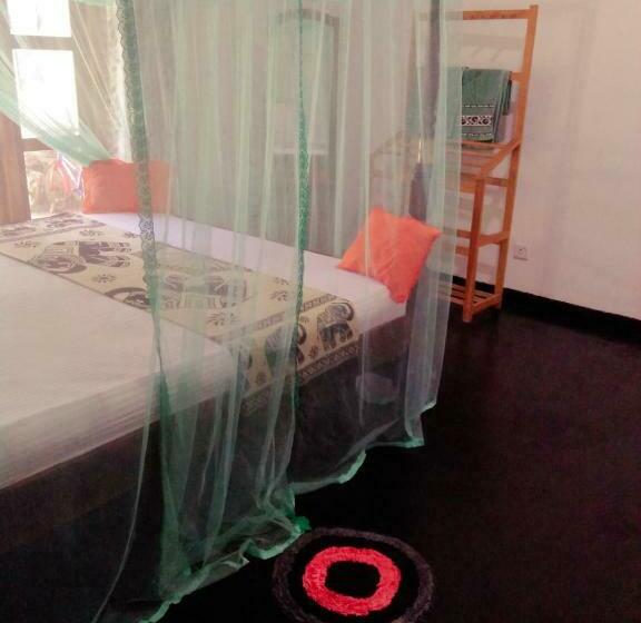 غرفة قياسية, Akash Villa