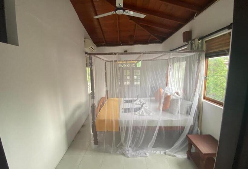 غرفة ديلوكس عائلية, Flamingo Guest House