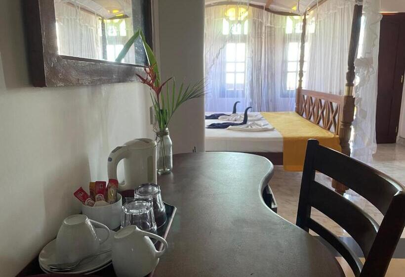 غرفة ديلوكس مطلّة علي البحر, Flamingo Guest House