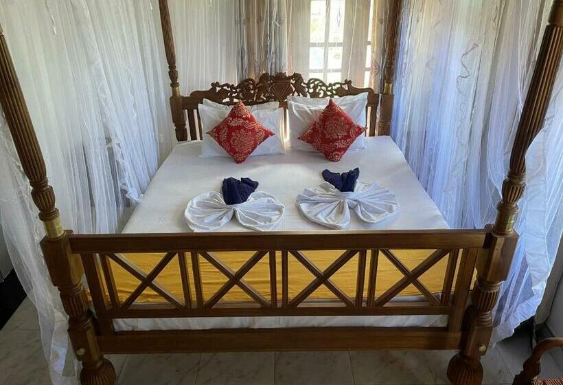 디럭스 룸, Flamingo Guest House