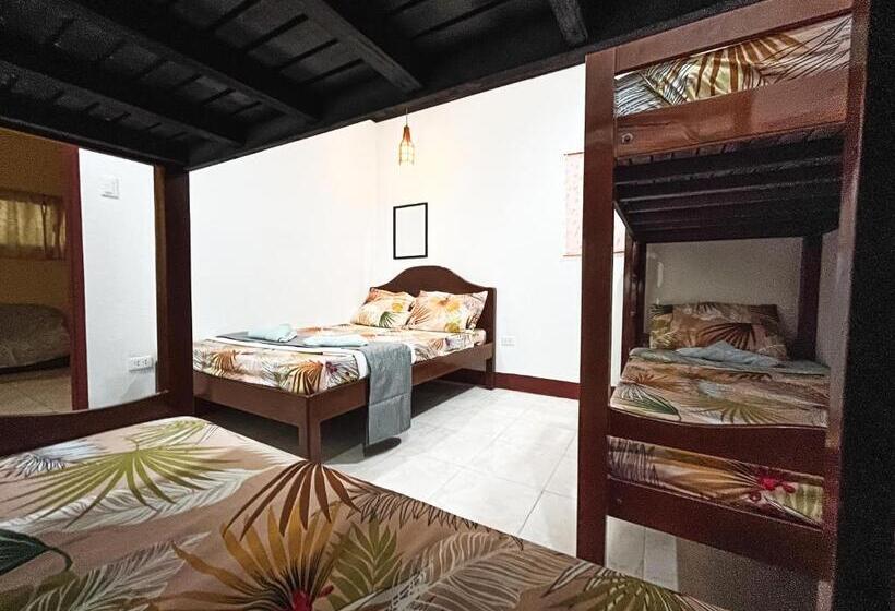 Familjerum, Krismark Dive Lodge