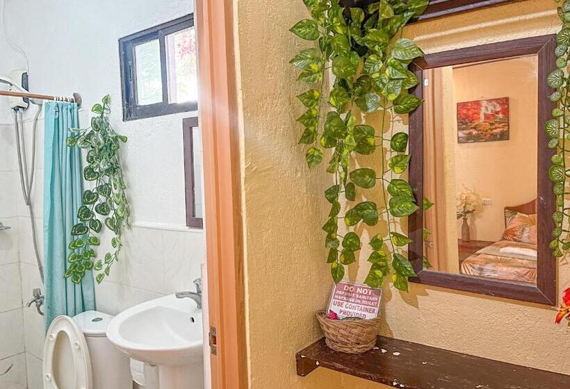 Standard Trippelrum, Krismark Dive Lodge