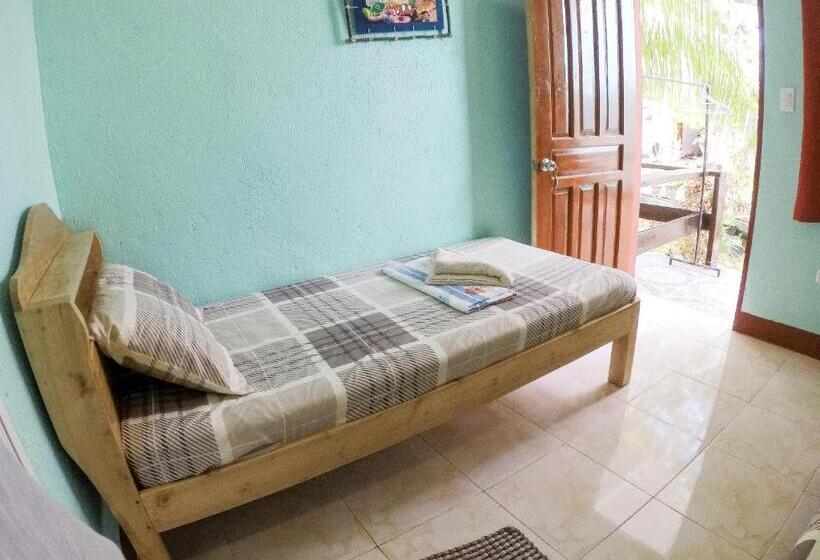 Standardrum, Krismark Dive Lodge