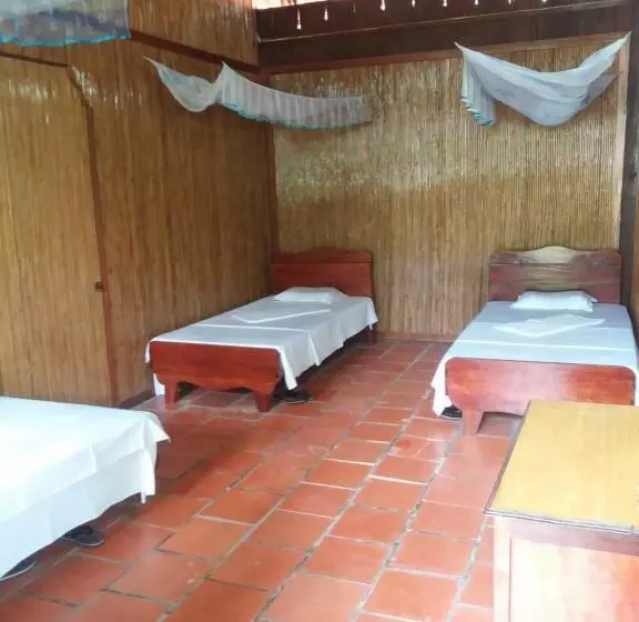 اتاق استاندارد سه نفره, Ba Linh Homestay