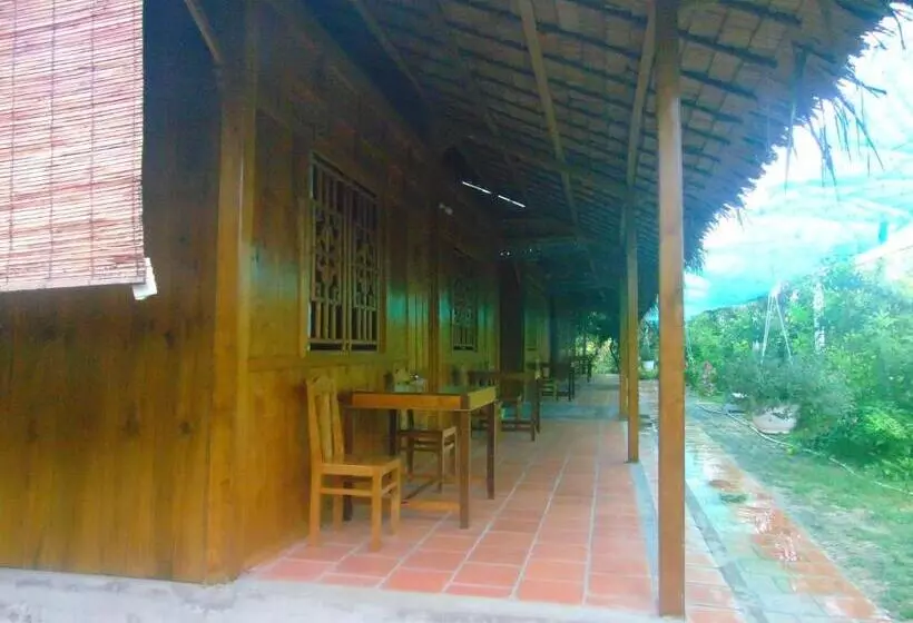 اتاق استاندارد با چشم‌انداز باغ, Ba Linh Homestay