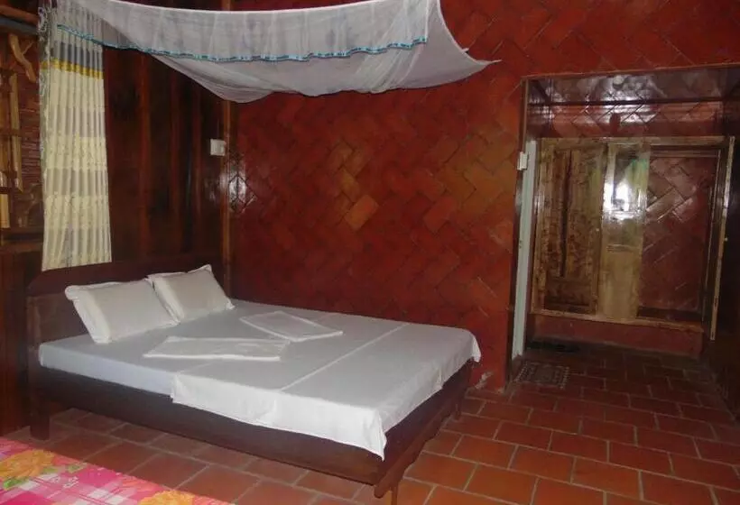 اتاق استاندارد با چشم‌انداز باغ, Ba Linh Homestay
