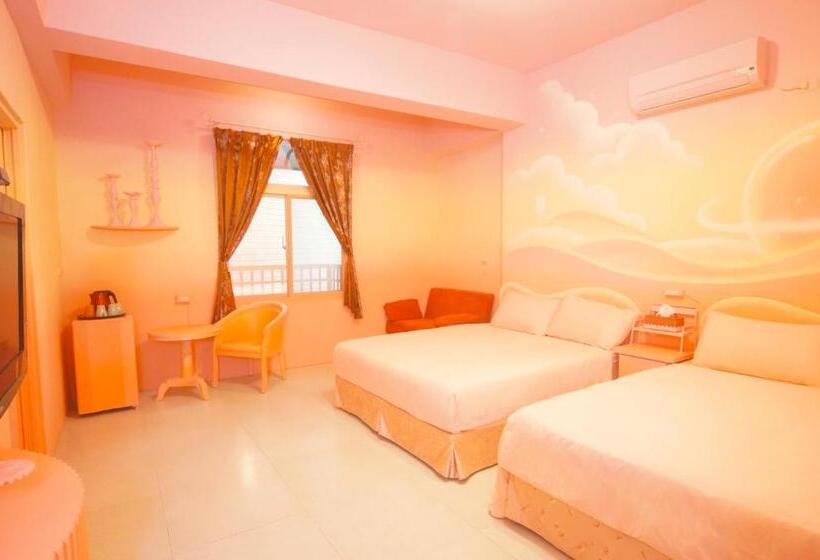 اتاق استاندارد چهارنفره با بالکن, 清清之家 Dingding Home