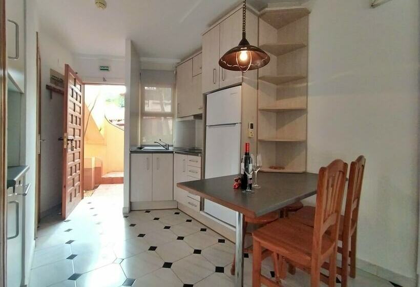 1ベッドルームアパートメント, Albir Hills Apartments