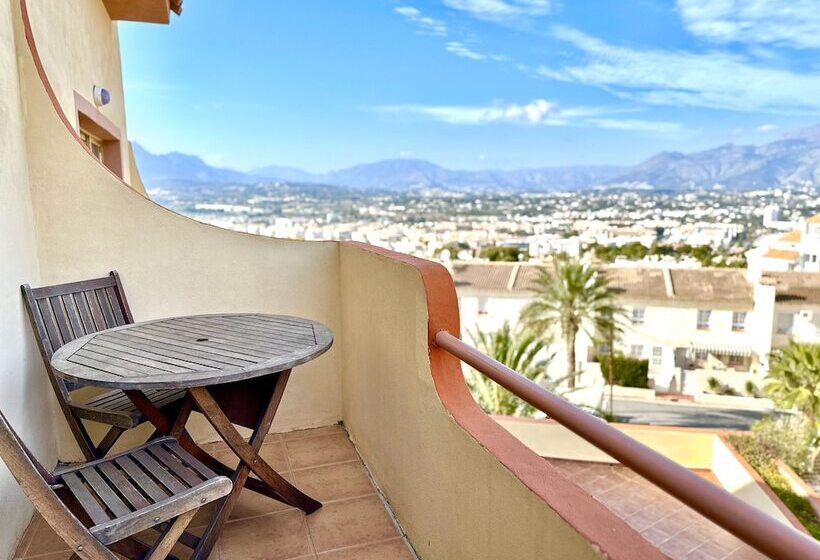 バンガローの2ベッドスタンダードルーム, Albir Hills Apartments