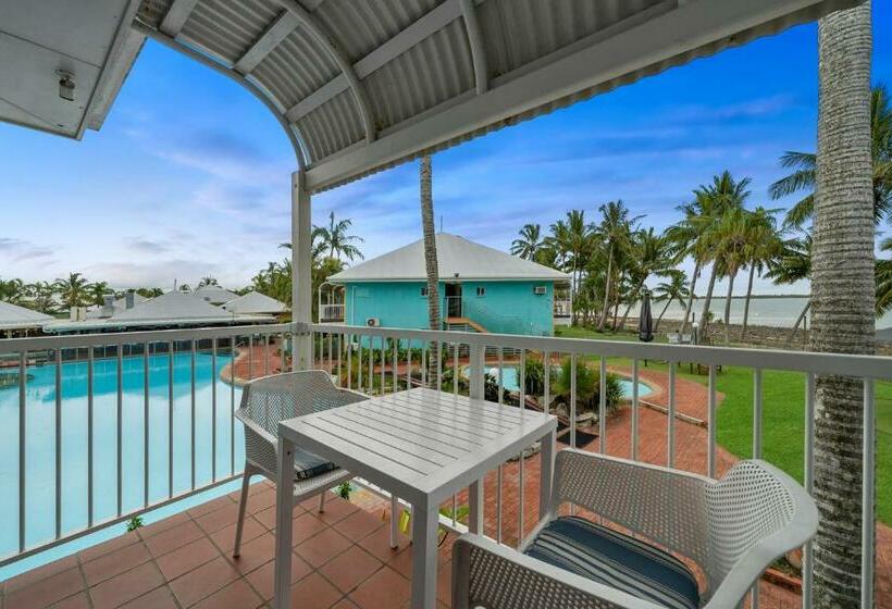 חדר סטנדרט נוף לבריכה, The Resort At Dolphin Heads