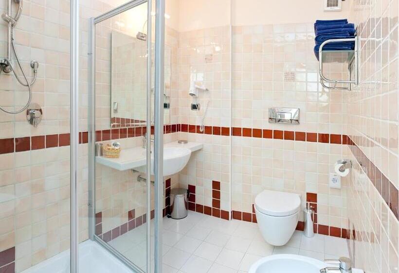 חדר אקונומי, Gentarrubia