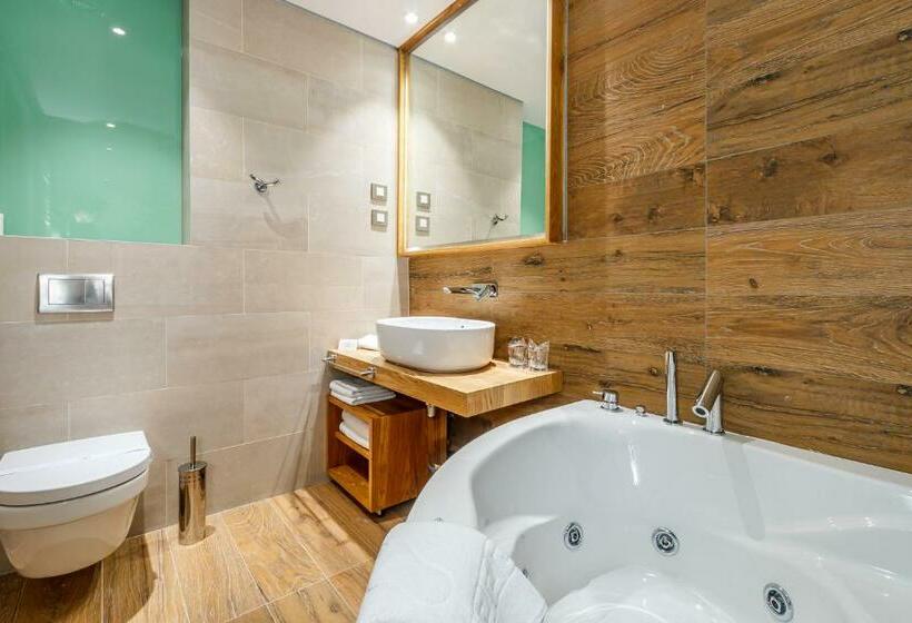 سوییت دوبلکس, Pino Nature Hotel, Bw Premier Collection