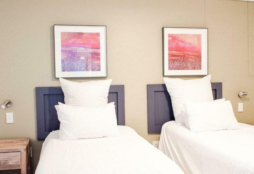 침실 2개 아파트, Strand Pavilion