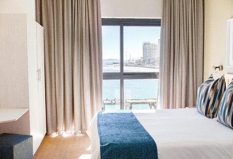 침실 3개 바다 전망 아파트, Strand Pavilion