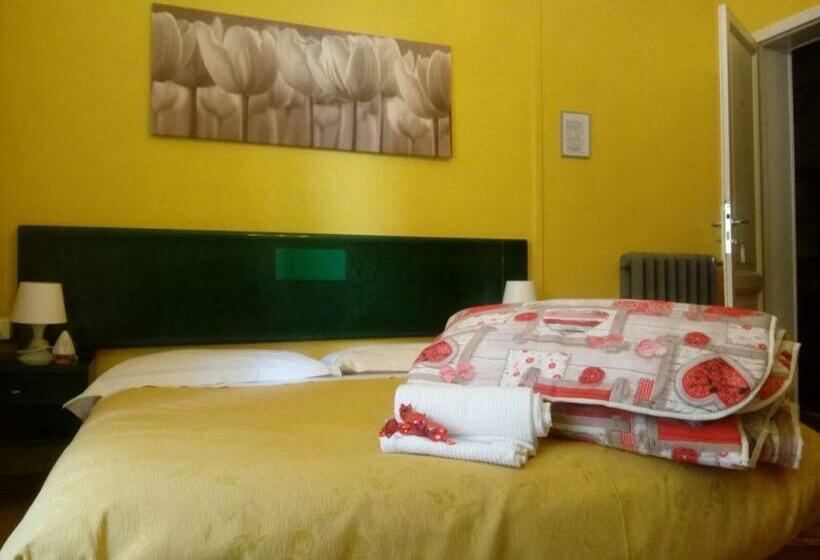 Háromágyas Standard Szoba, Suisse