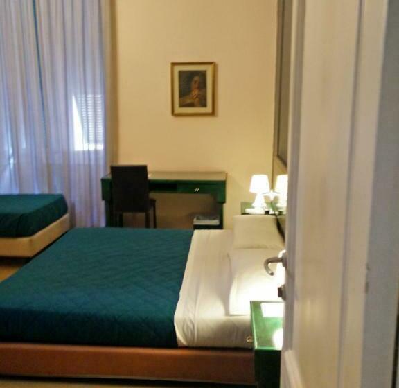 Háromágyas Standard Szoba, Suisse