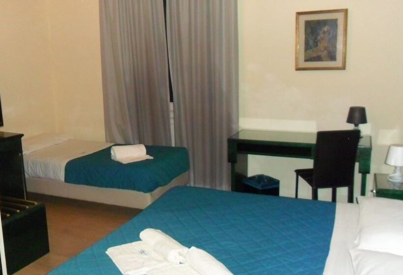 Háromágyas Standard Szoba, Suisse