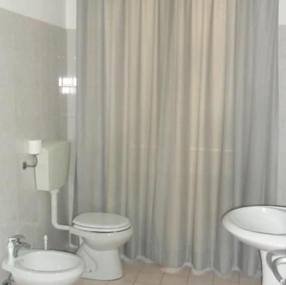 Standard Szoba Megosztott Fürdővel, Suisse