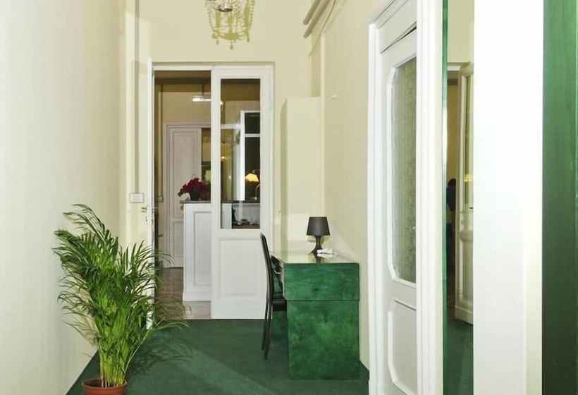 Standard Szoba Megosztott Fürdővel, Suisse