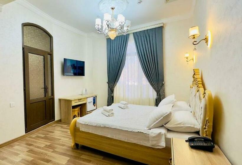 غرفة قياسية, Zilol Baxt