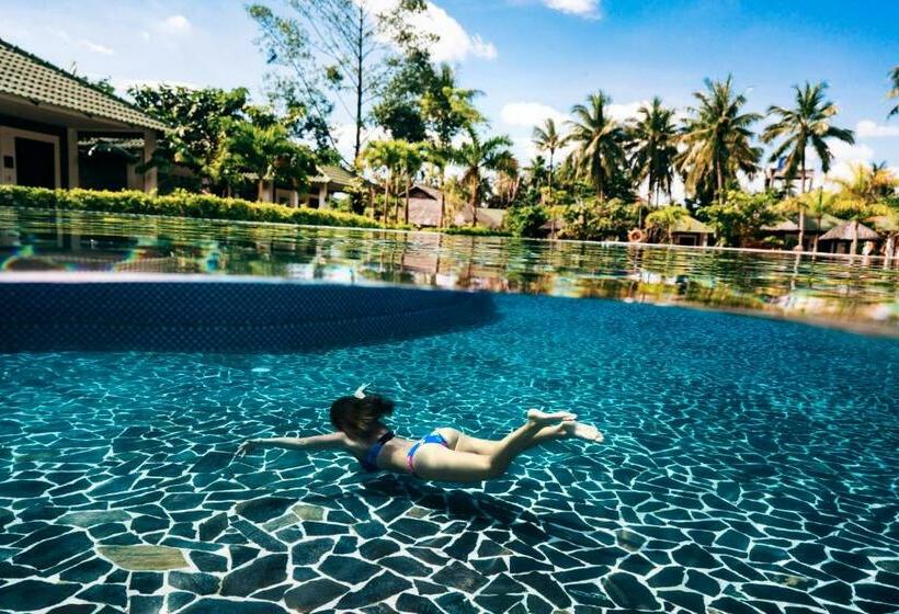 اتاق استاندارد با چشم‌انداز باغ, Famiana Green Villa