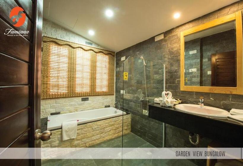 اتاق استاندارد با چشم‌انداز باغ, Famiana Green Villa