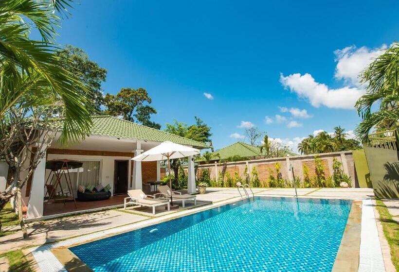 ویلای یک اتاق خوابه با استخر شنا, Famiana Green Villa