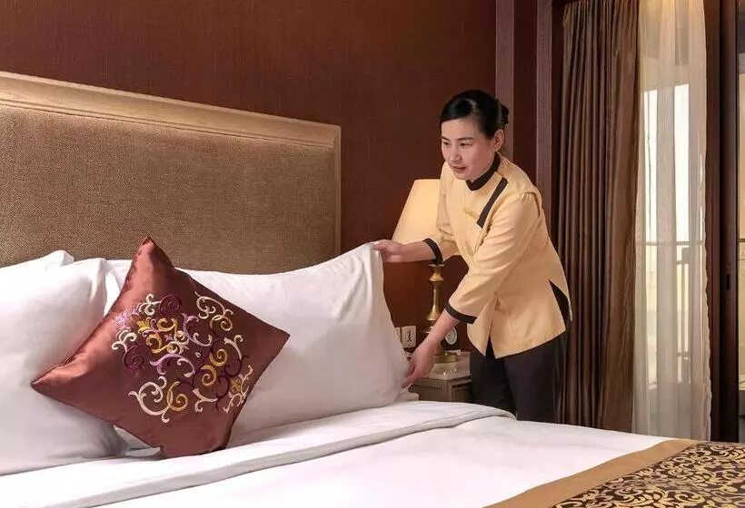 キングサイズベッドのスーペリアルーム, Similan Hotel Zhuhai Gongbei Port