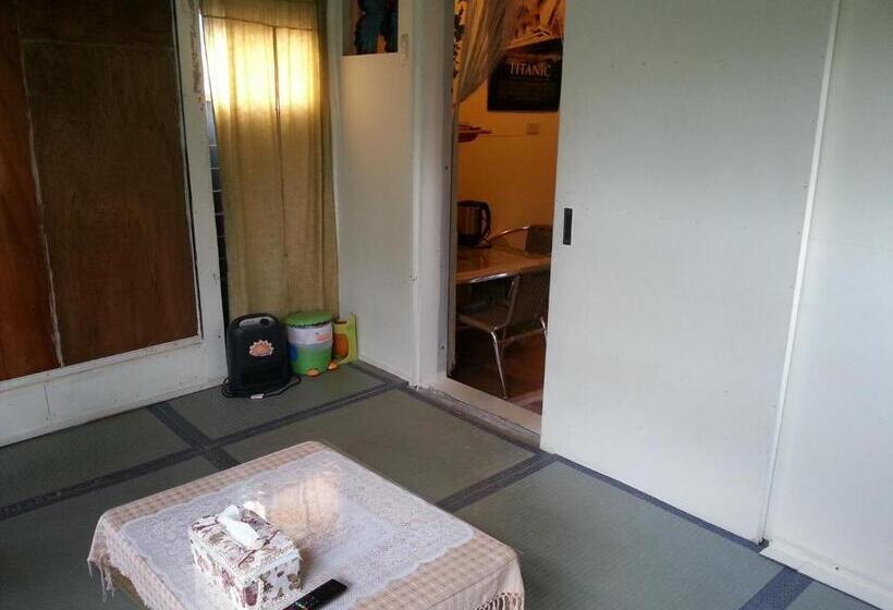 اتاق استاندارد با چشمانداز کوهستان, Wangyuku B&b