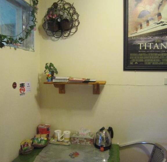 اتاق استاندارد با چشمانداز کوهستان, Wangyuku B&b