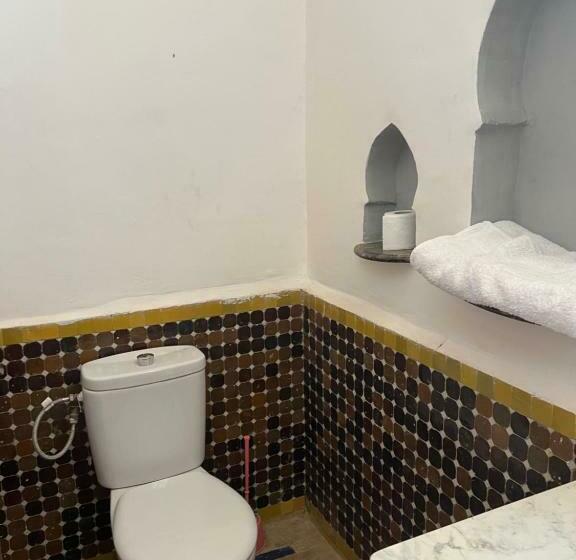 اتاق استاندارد, La Lune Du Desert