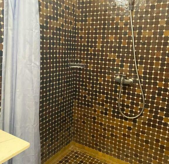 اتاق استاندارد, La Lune Du Desert