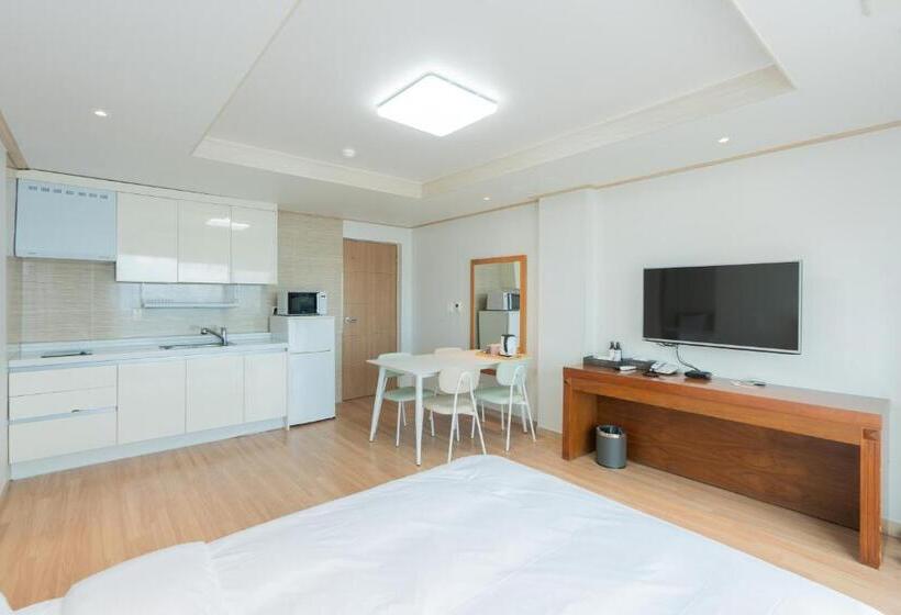 Семейный Номер Вид на Море, Ocean Palade