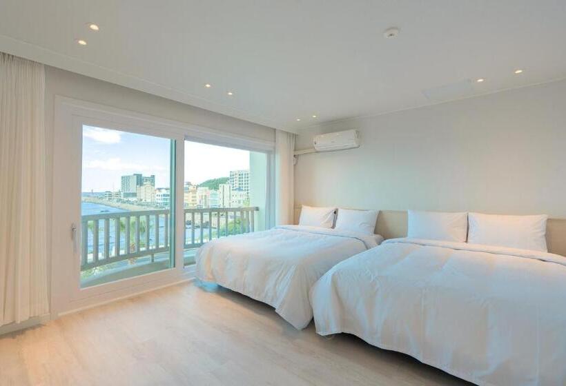 Люкс с Террасой, Ocean Palade