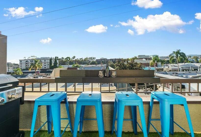 شقة غرفتين, Beverly Hills Penthouse 2 Br Apt With Parking 407