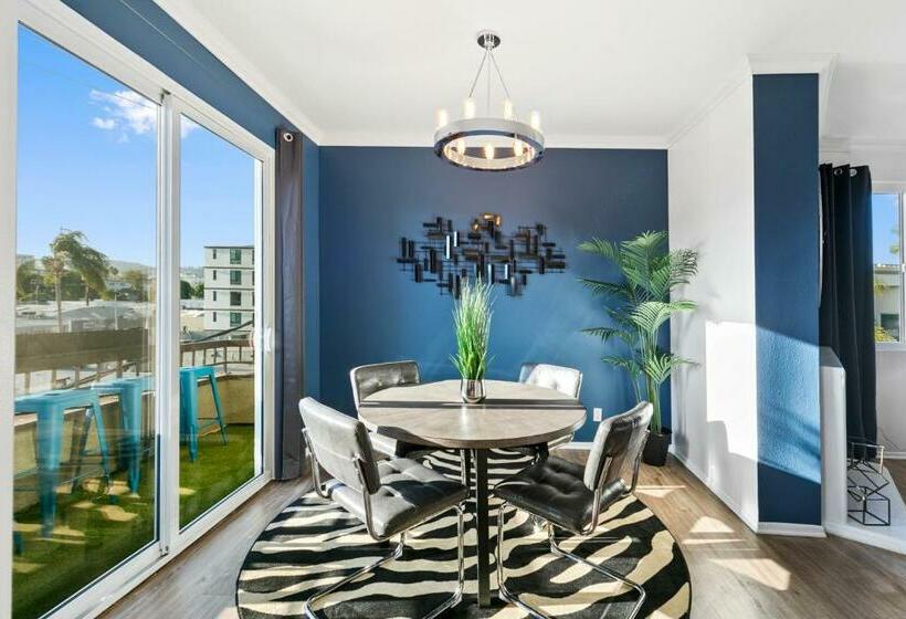 شقة غرفتين, Beverly Hills Penthouse 2 Br Apt With Parking 407