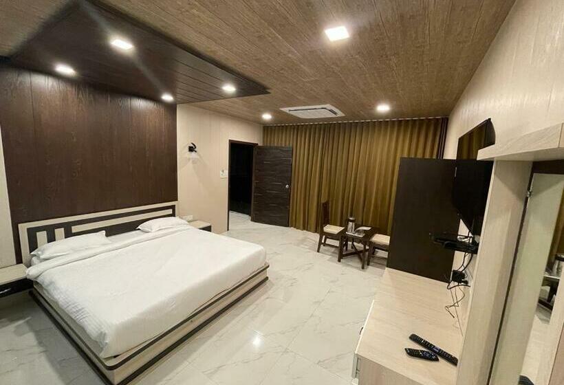 デラックスルーム, Ajanta Resorts, Mount Abu