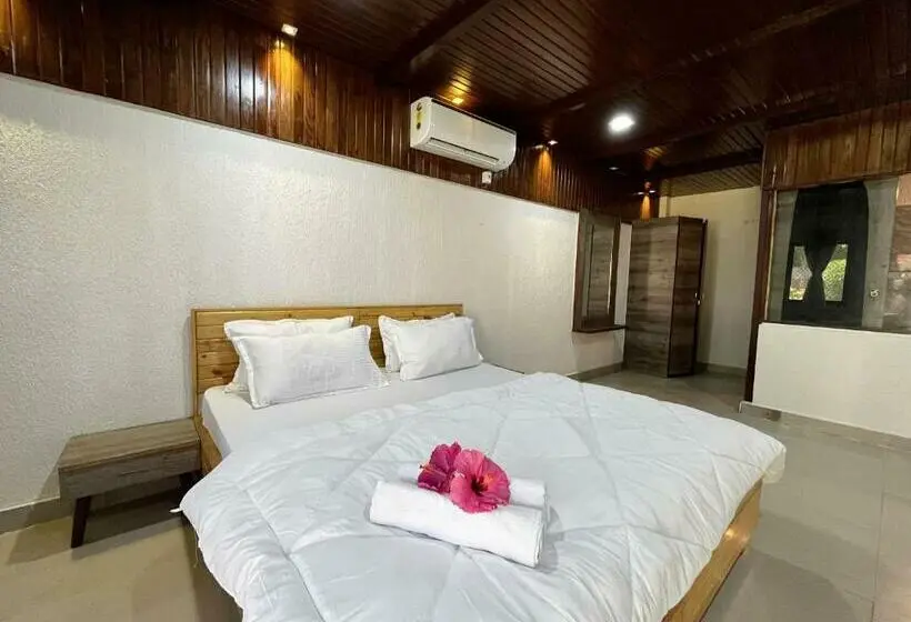 スーペリアールーム, Ajanta Resorts, Mount Abu