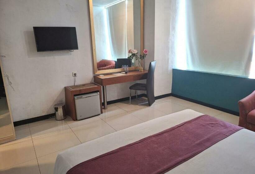 Suite, Javein Blue Pacific
