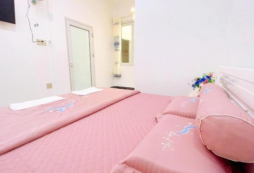 اتاق استاندارد با سرویس بهداشتی مشترک, Nhà Nghĩ Bảo Quyên