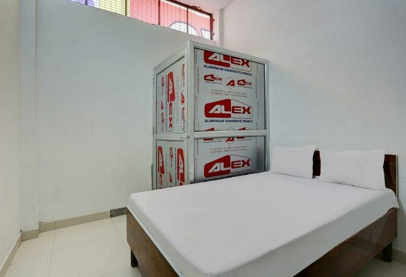 Triple Classic Room, Oyo Amit Oyo