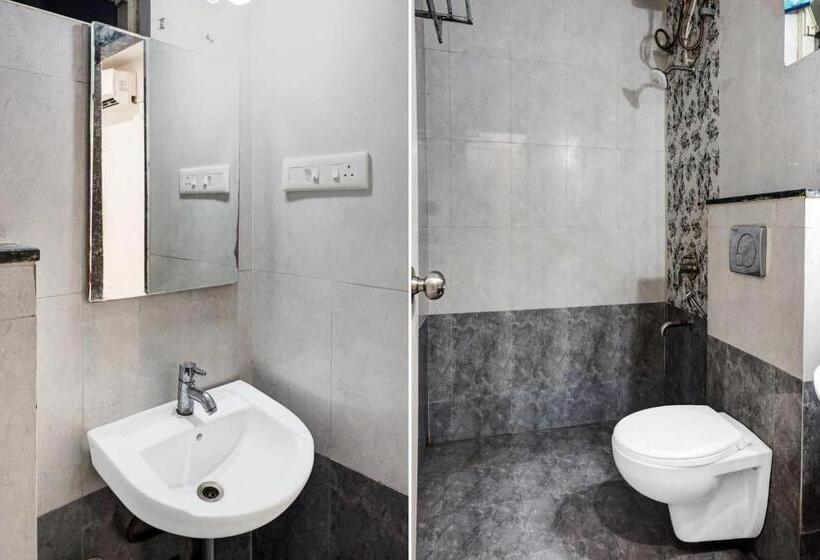 Quarto Triplo Clássico, Oyo Flagship Gandharv Lodging & Boarding