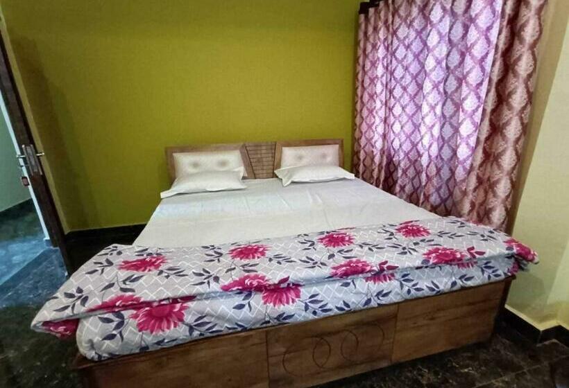 חדר קלאסי לשלושה, Oyo Flagship Gorakhpur Guest House