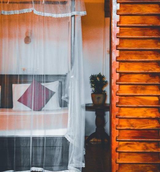 Номер Deluxe с Балконом, Kapila Guest In Unawatuna