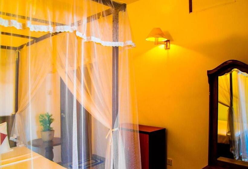 Номер Deluxe с Балконом, Kapila Guest In Unawatuna