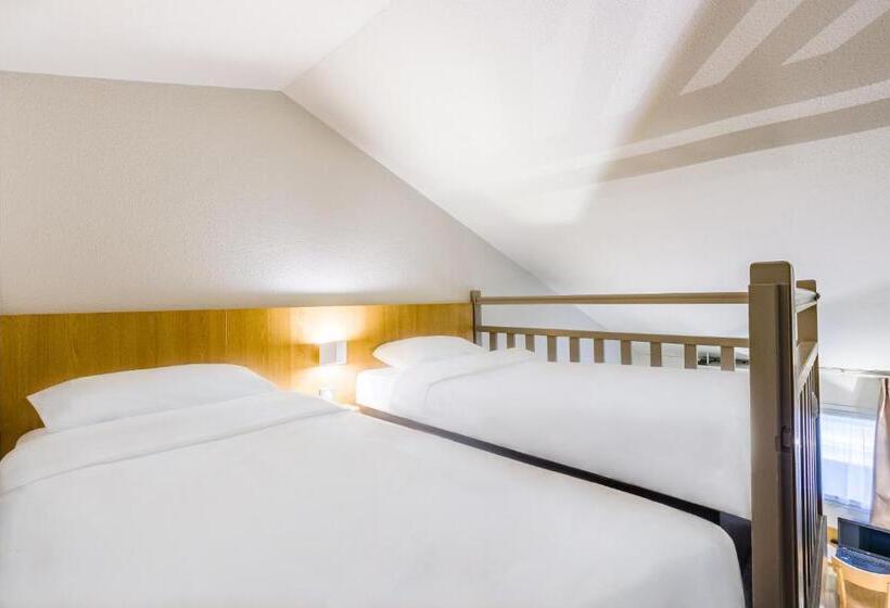 غرفة كلاسيكية رباعية, B&b Hotel Tours Sud Joué Lès Tours