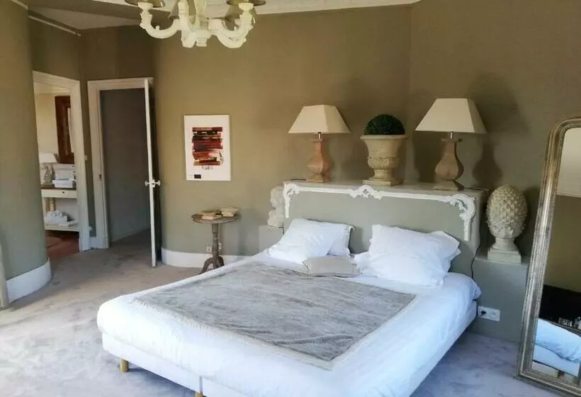 Deluxe-sviitti, Chateau Les 4 Saisons
