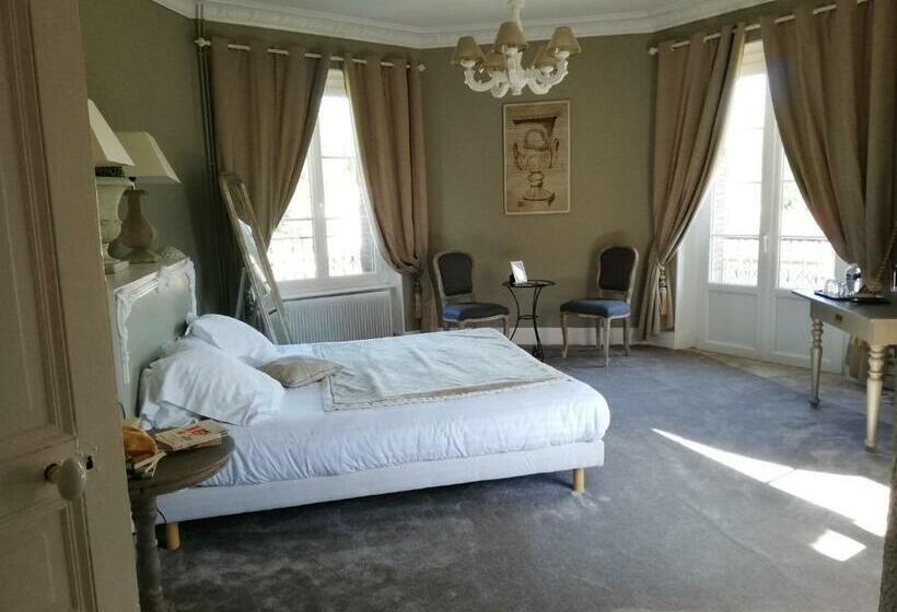 Люкс Повышенной Комфортности, Chateau Les 4 Saisons