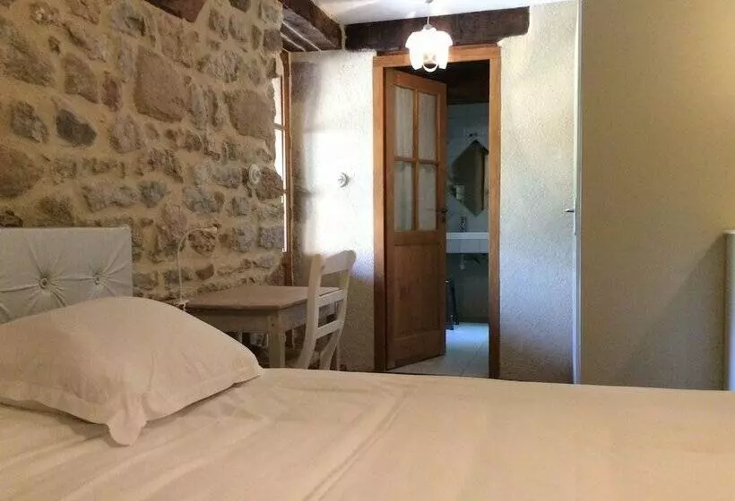 バルコニー付きスタンダードトリプルルーム, Domaine De Noyer